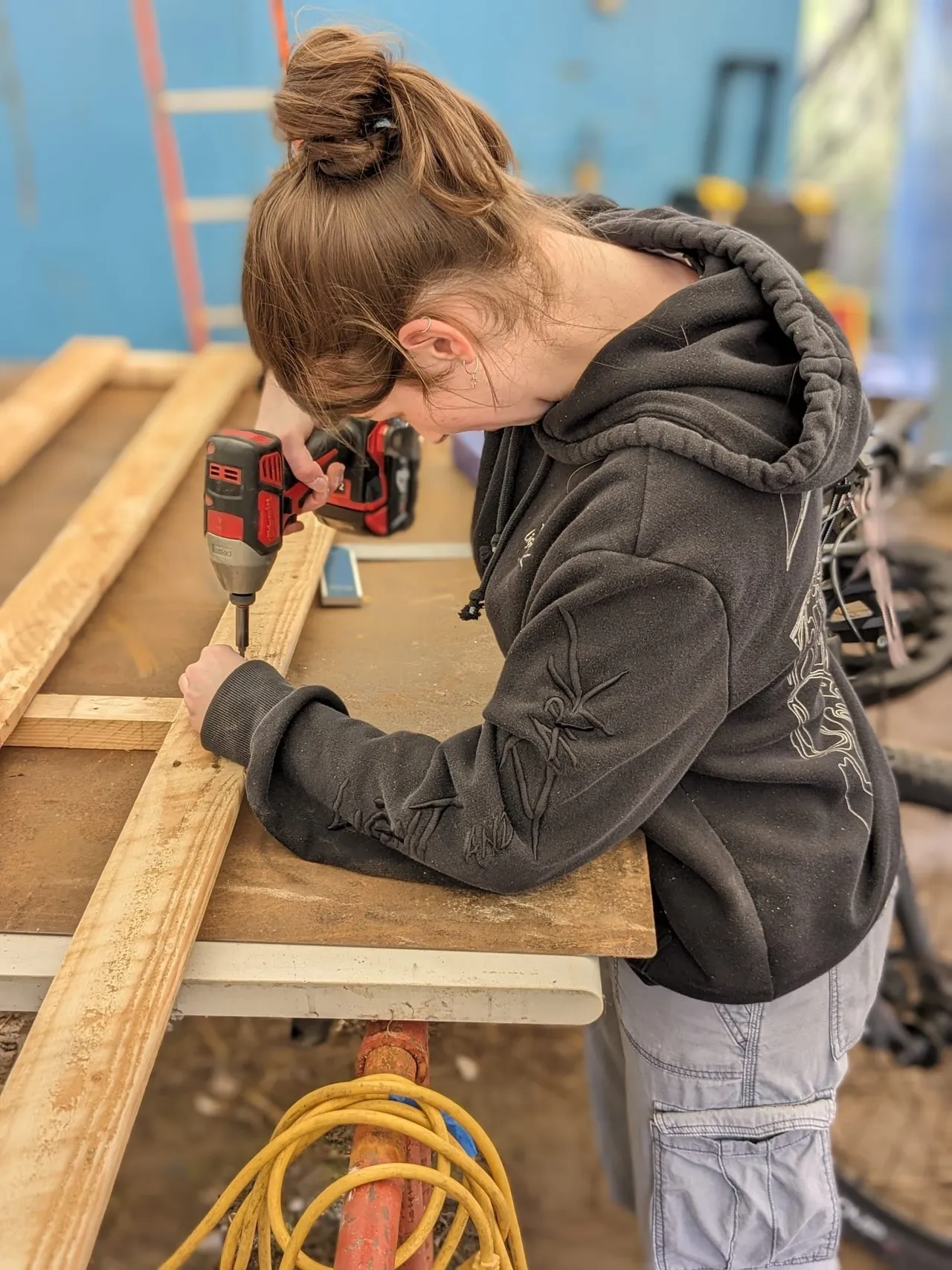 Des élèves en atelier aux 4 Sources