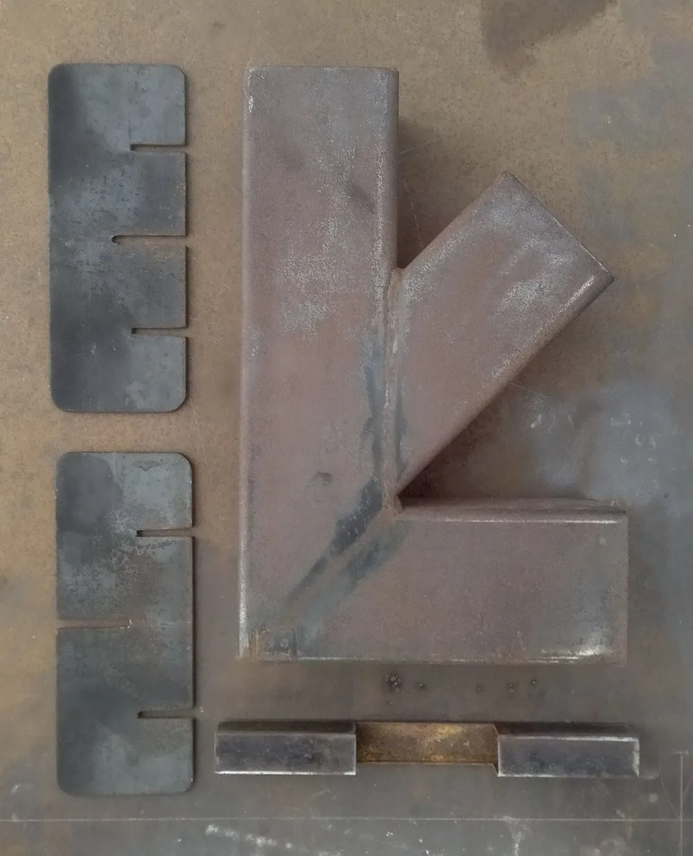 Low-tech: réchaud rocket stove et travail du métal